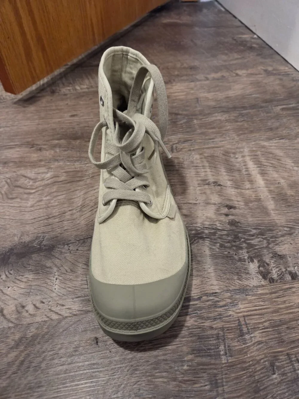 Single Left Palladium Boot